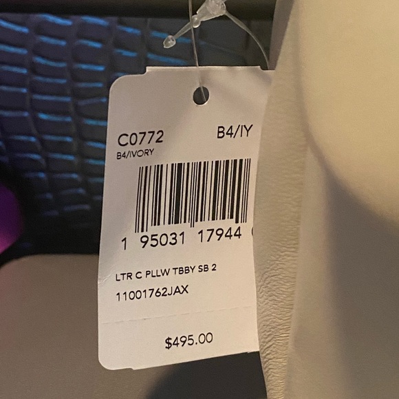 Coach Tabby Pillow 26 Brand New With Tags - Picture 7 of 12